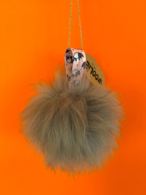 WOOLIE WHILLIE - Puszek - Mini szarpak ze skóry owczej