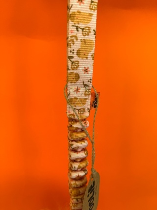 WOOLIE WHILLIE - Szarpak ze skóry owczej z długą rączką z amortyzatorem S - różowe kapibary