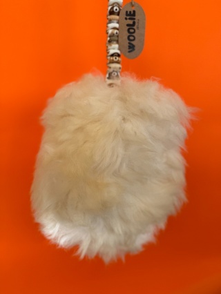 WOOLIE WHILLIE - Szarpak ze skóry owczej z długą rączką z amortyzatorem L - misie