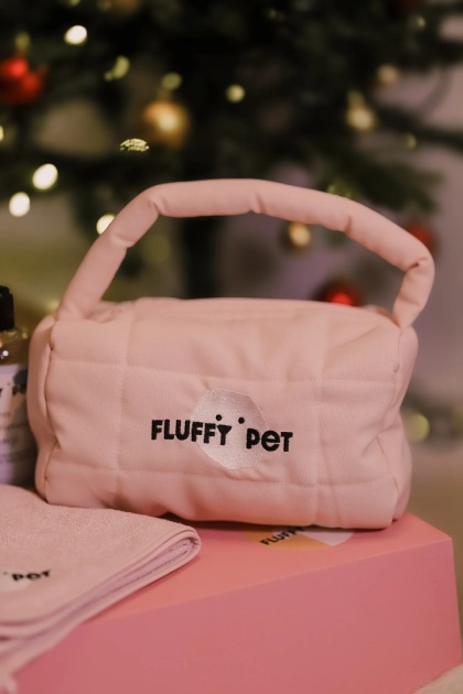 Fluffy Pet - Limitowana kosmetyczka z rączką - różowa