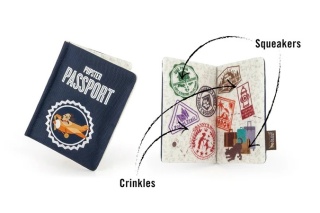 P.L.A.Y. - Zabawka szeleszcząca z piszczałkami Paszport